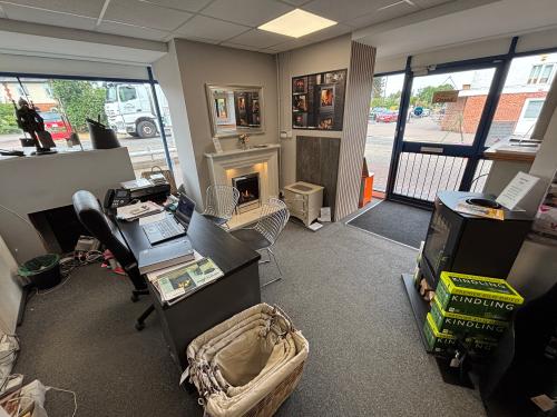 81 Sibson Road, Birstall, Leicester, LE4