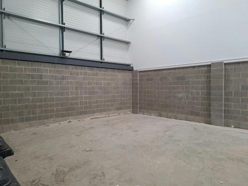 Unit 28, Oakhurst Business Park, Horsham, RH13