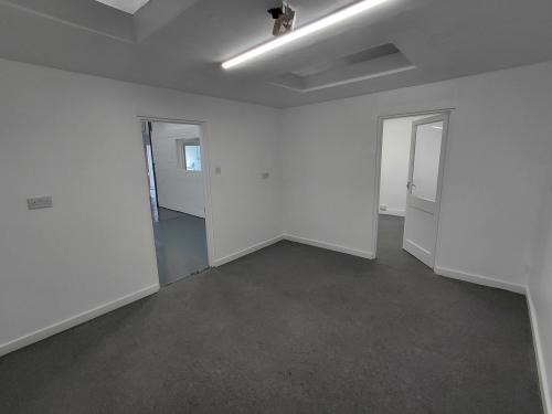 Neville Court Industrial Estate, 31 Neville Road, Croydon, CR0