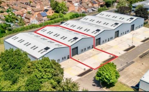 Unit 2, Bicester Road Industrial Estate, Faraday Road, Aylesbury, HP19