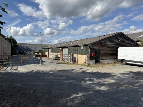 Unit 3 Link Farm, Storrington Road (A283), Storrington, Pulborough, RH20