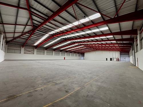 Unit 12, St Martins Way, Bedford, MK42