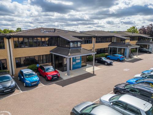 Wellbrook Court, Wellbrook Way, Cambridge, CB3