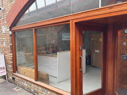 Unit 3 The Galleria, 180-182 George Lane, South Woodford, London, E18
