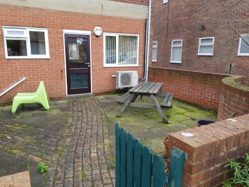 6 Chestnut Avenue, Walderslade, Chatham, ME5