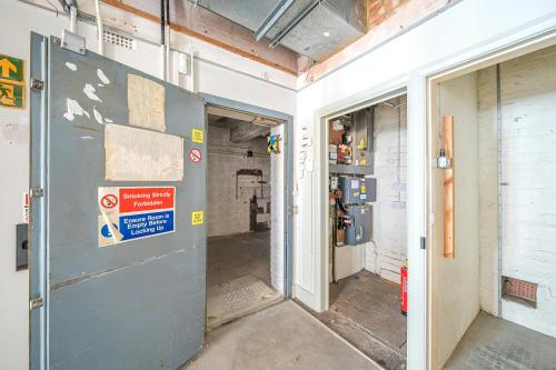5-9 The Broadway, Stanmore, HA7