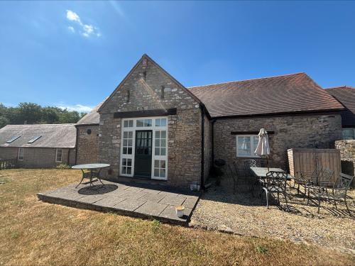 Unit 2 Woodlands End, The Barns, Mells, Frome, BA11