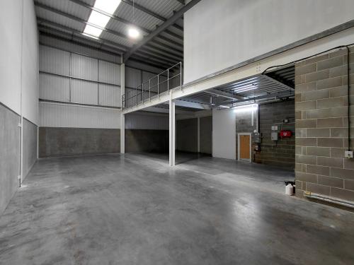 Unit 10, Spitfire Business Park, 1 Hawker Road, Croydon, CR0