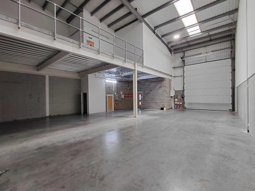Unit 10, Spitfire Business Park, 1 Hawker Road, Croydon, CR0