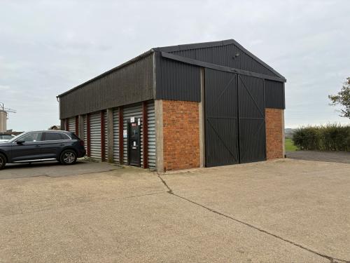 Trinity Hall Farm, Watling Street, Leighton Buzzard, LU7