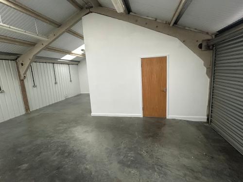 West Chiltington Lane, Coneyhurst, Billingshurst, RH14