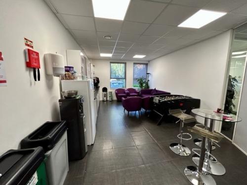 2A Herongate, Hungerford, RG17
