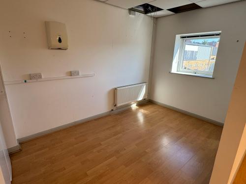 Unit 6, English Business Park, Hove, BN3