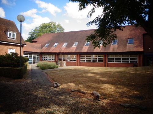 Salisbury Hall Annexe, Bell Lane, London Colney, St. Albans, AL2