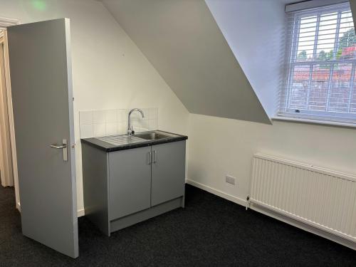 15 The Broadway, Hatfield, AL9