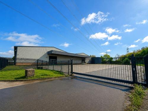 Unit 17, Oldham Broadway Business Park, Broadgate, Oldham, OL9