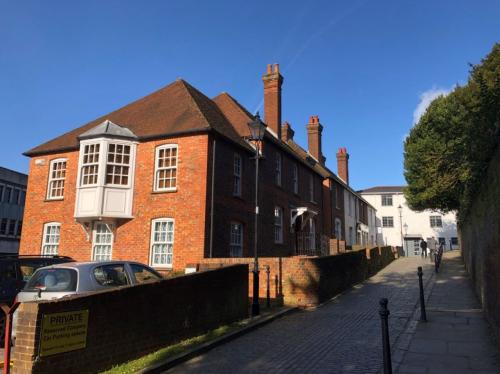 Rooms 2&3 Waltham House, Mill Lane, Guildford, GU1