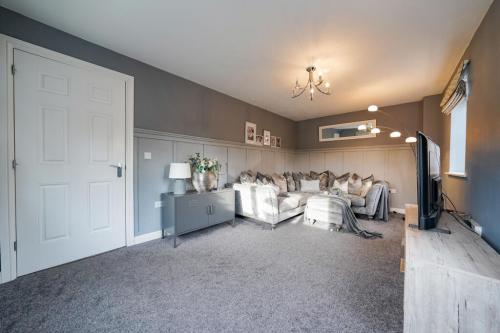 1, Horsepool Avenue, Stanton under Bardon, Markfield, LE67