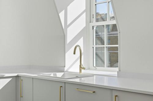 2 Devonshire Square, Spitalfields, London, EC2M