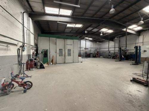 Unit 11, Park Street Industrial Estate, Osier Way, Aylesbury, HP20