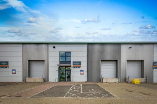 Unit 2, Thurrock Trade Park, Oliver Road, West Thurrock, RM20
