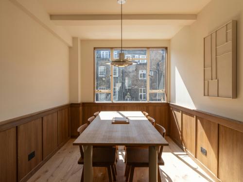 5 Windmill Street, Fitzrovia, London, W1T