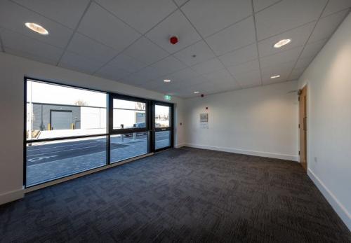 693 Stirling Road, Slough, SL1