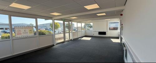 Unit 27, Haydock Industrial Estate, Haydock, WA11