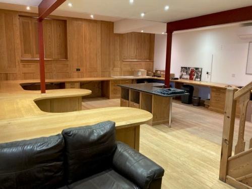 Flexible Space / Use Units 3A, 3B & 4A Hammonds Farm, Smiths Lane, Goudhurst, Cranbrook, TN17