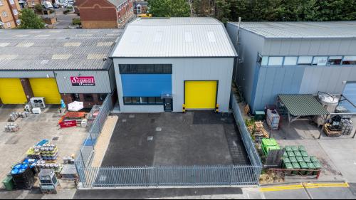 Unit 9, Stirling Way Industrial Estate, Stirling Way, Croydon, CR0