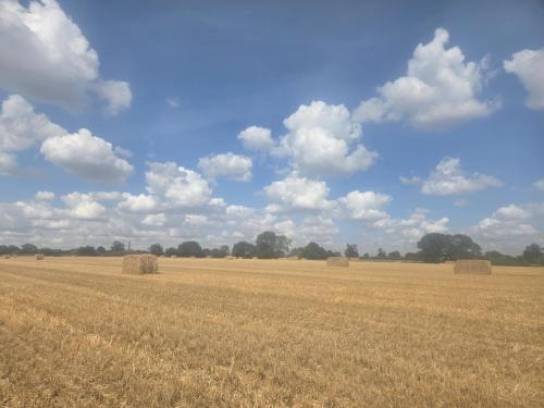 73.72 Acres, Boddington Road, Byfield, Daventry, NN11