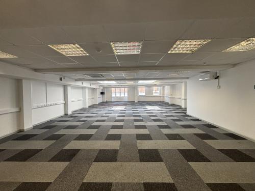 76-77 East Street, Chichester, PO19