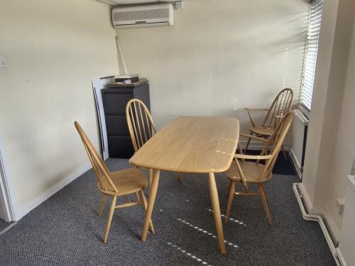 Suite 2, 1551 Wimborne Road, Kinson, Bournemouth, BH10