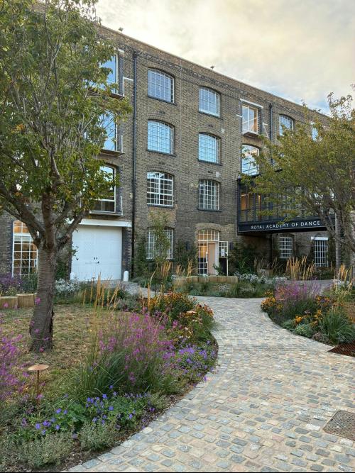 The Courtyard, 36 Battersea Square, Battersea, London, SW11