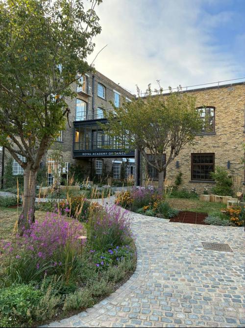 The Courtyard, 36 Battersea Square, Battersea, London, SW11