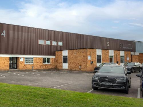 Unit 5, Segro Park, Green Lane, Heathrow, TW4