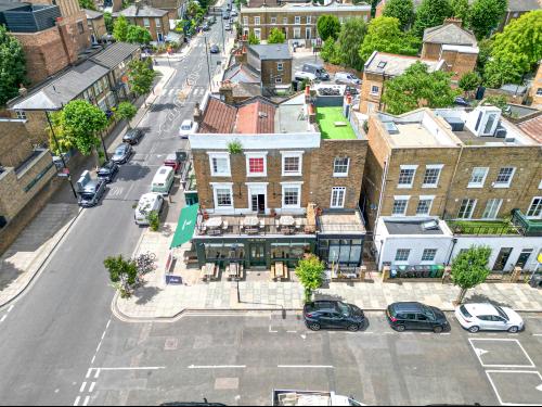 The Talbot, 109 Mortimer Road, De Beauvoir Town, London, N1