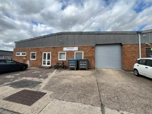 Unit 2A, Portland Industrial Estate, Hitchin Road, Arlesey, Hitchin, SG15