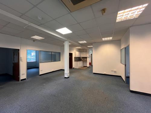 Ardenham Court, Oxford Road, Aylesbury, HP19