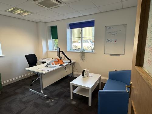 Unit 5 The Courtyard, Holmsted Farm, Staplefield Road, Cuckfield, Haywards Heath, RH17
