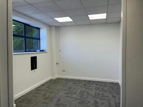 Unit 3, Enterprise Way Industrial Estate, Maxted Close, Hemel Hempstead, HP2