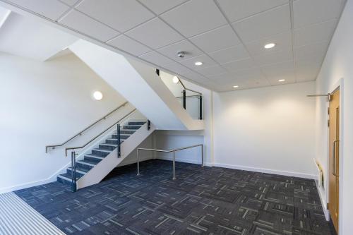 Unit 15, T45, Aire Valley Road, Leeds, LS9