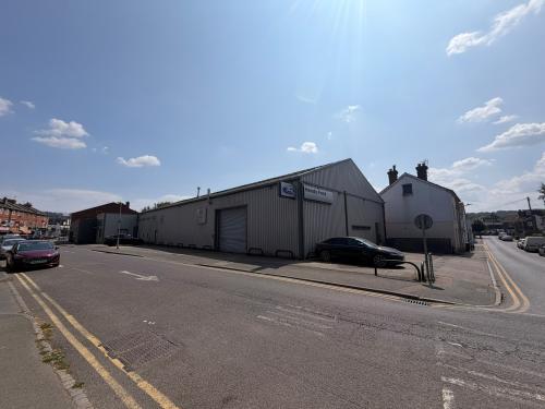 BYD Showroom Premises, Avebury Avenue, Tonbridge, TN9