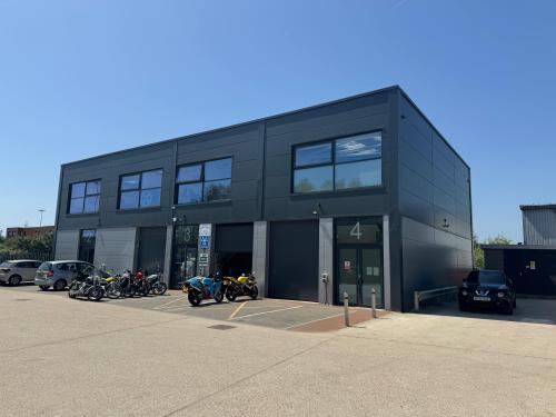 Unit 4, Chertsey Industrial Park, Ford Road, Chertsey, KT16
