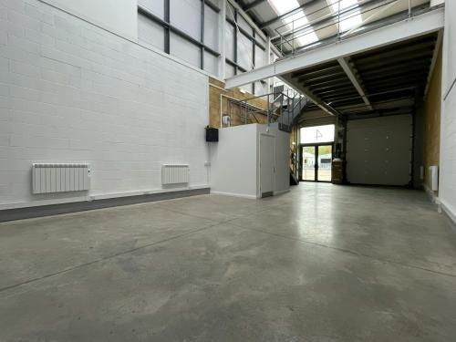 Unit 4, Chertsey Industrial Park, Ford Road, Chertsey, KT16