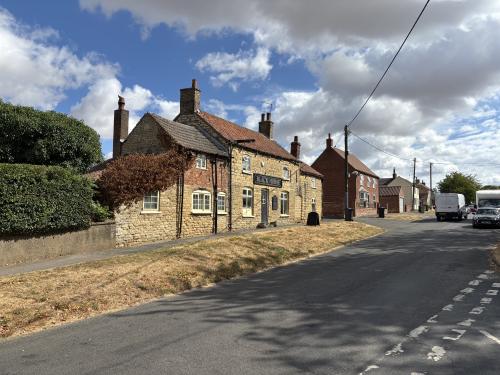 Black Horse, 26 High Street, Ingham, Lincoln, LN1