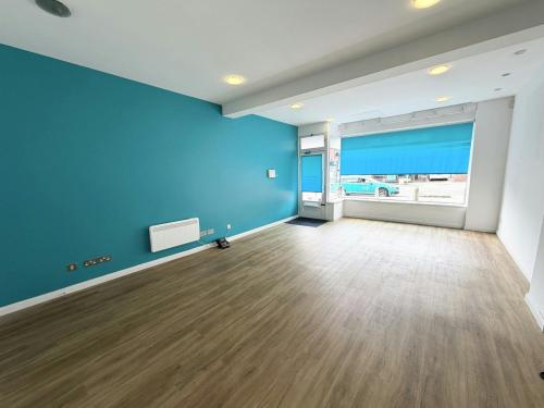 12C Worplesdon Road, Guildford, GU2