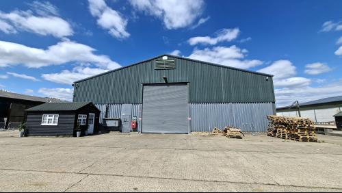 S3 Stubbers Farm, Mountnessing Road, Blackmore, Ingatestone, CM4