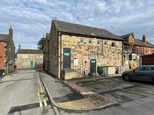 68 Town Street, Horforth, Leeds, LS18