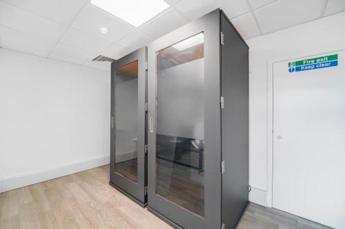 Tuition House, 23-37 St George's Road, Wimbledon, London, SW19